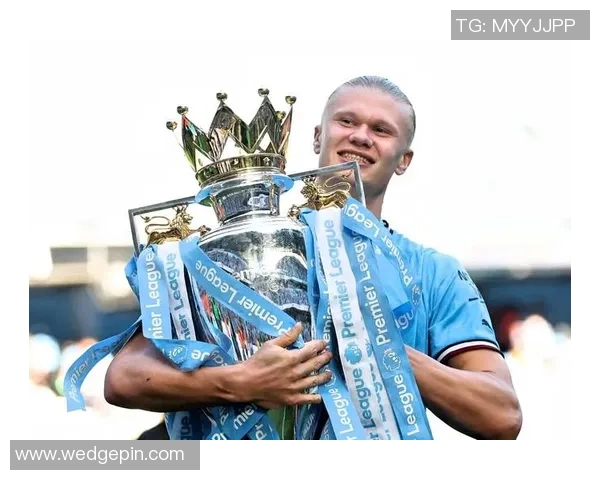 历史最佳足球球星榜单揭秘 他是谁改变了世界足球的面貌